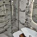 Aristotelis Homes Daire *