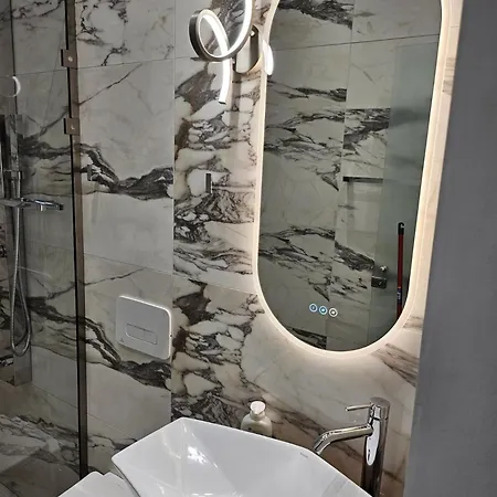 Aristotelis Homes Катапола